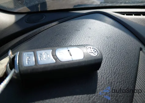 2018 Toyota Yaris Ia z USA, uszkodzony, nr VIN 3MYDLBYV5JY317110